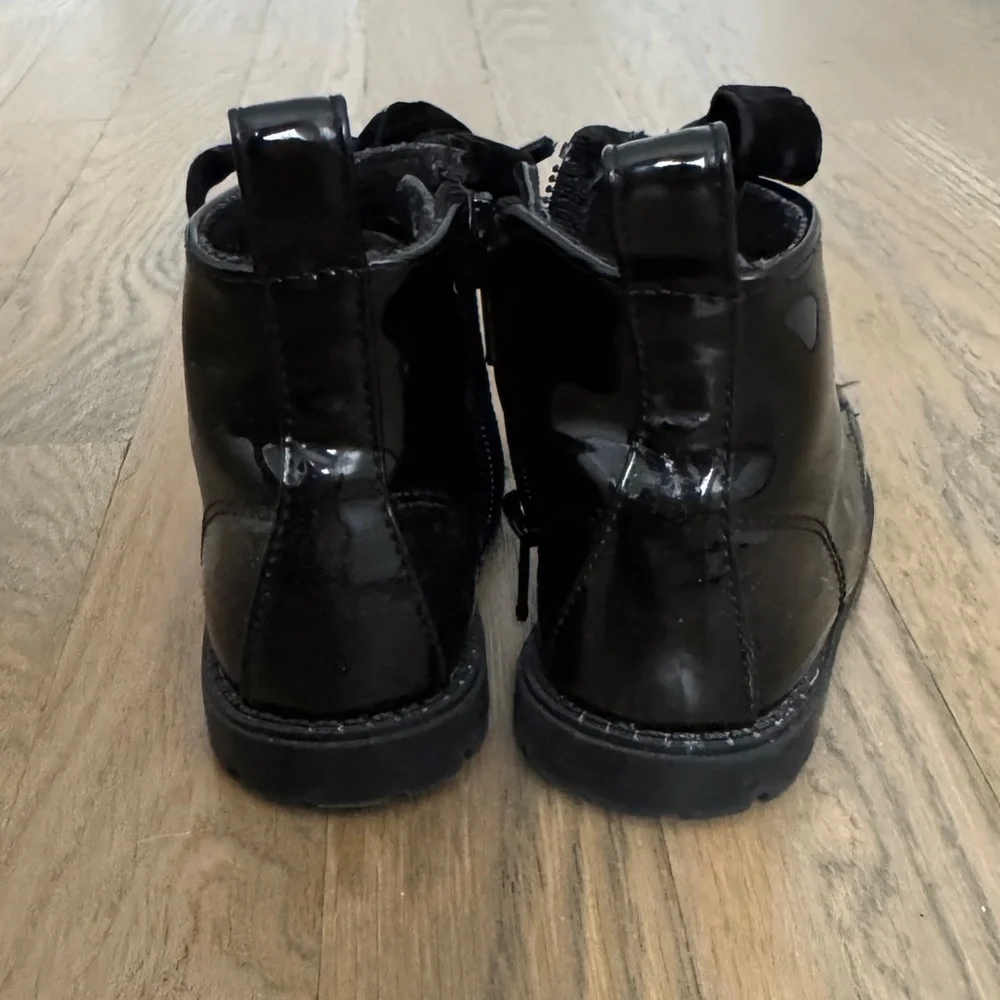 H&M Baby Patent Black Boots 4.5 | Velvet Lace Zip Warm Lined Combat Booties